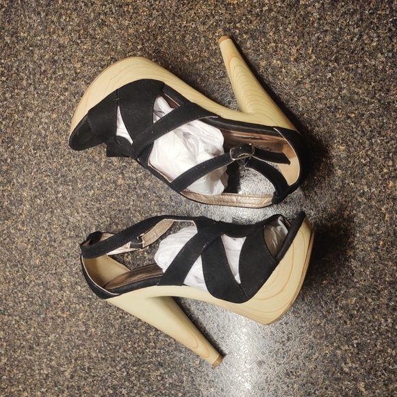 50%OFF!Qupid Sexy Platform High Heel Sandals Black Faux Suede On Wooden Heel - Picture 4 of 16